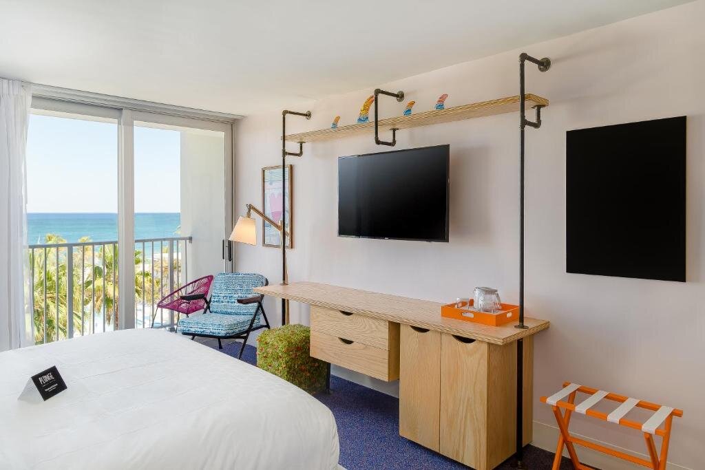Standard Doppel Zimmer an der Küste Plunge Beach Resort