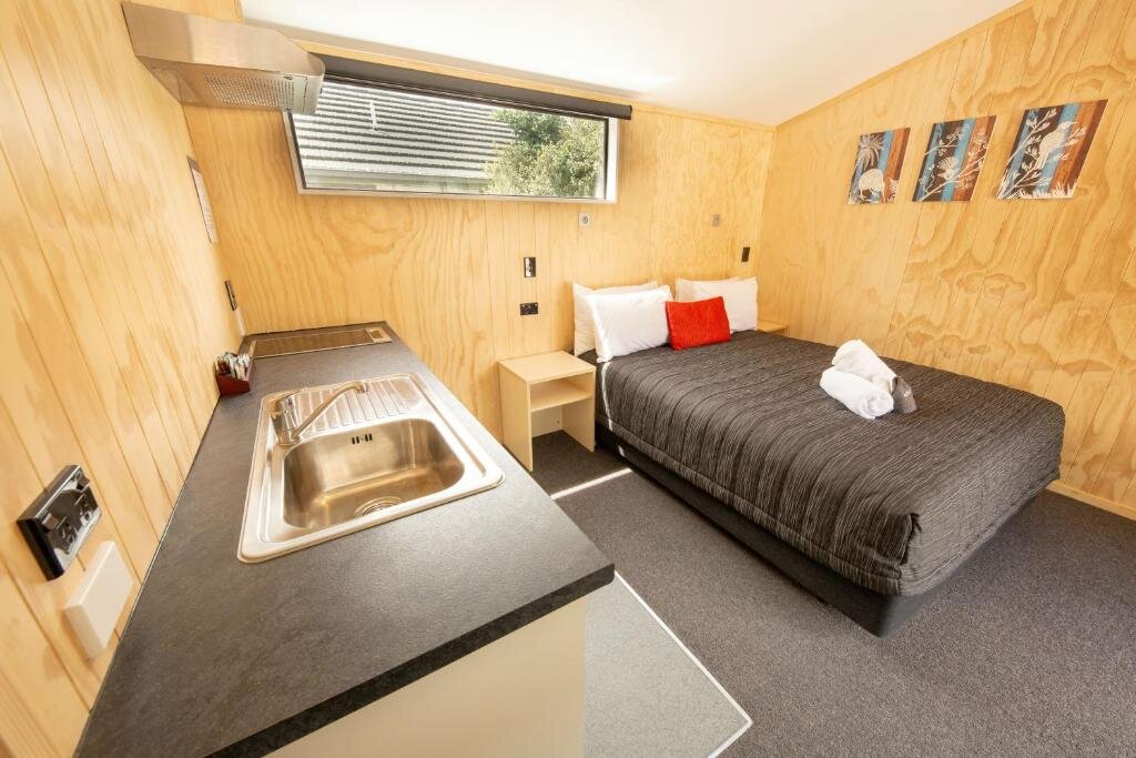 Studio Apartments at Queenstown TOP 10 Holiday Park