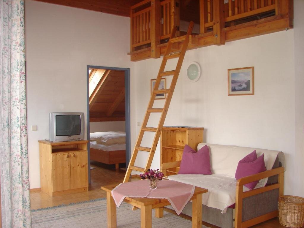 2 Bedrooms Duplex Apartment with lake view Ferienwohnungen Knaller-Möd