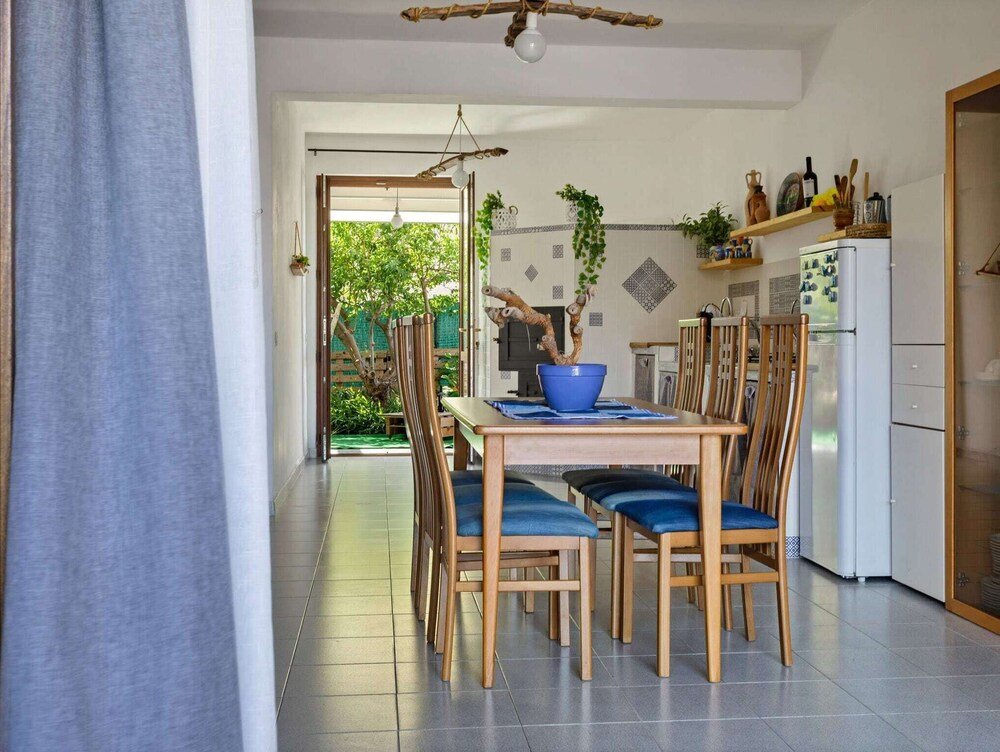Hütte Cosy Holiday Home in Sanremo With Sea Beach Nearby