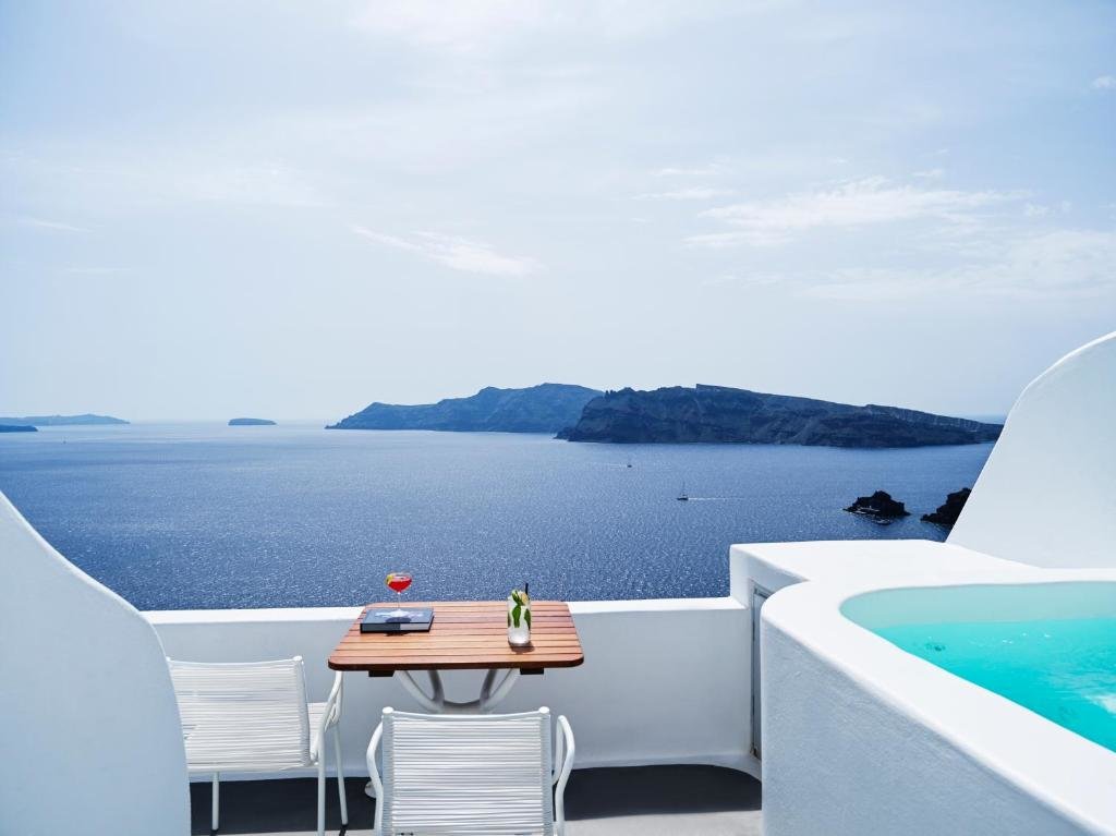 Полулюкс Katikies Santorini - The Leading Hotels Of The World