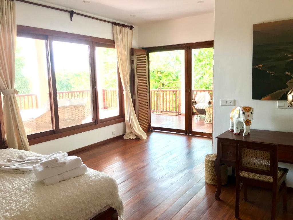 Standard Double room with garden view Lakeview Lodge