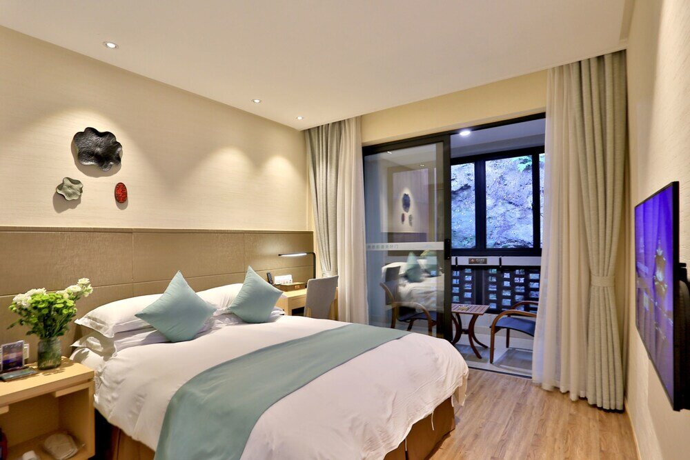 Standard Doppel Zimmer mit Bergblick Nostalgia Hotel
