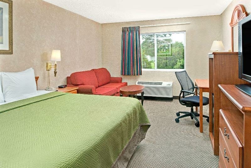 Camera Standard Travelodge by Wyndham Lincoln Airport I-80