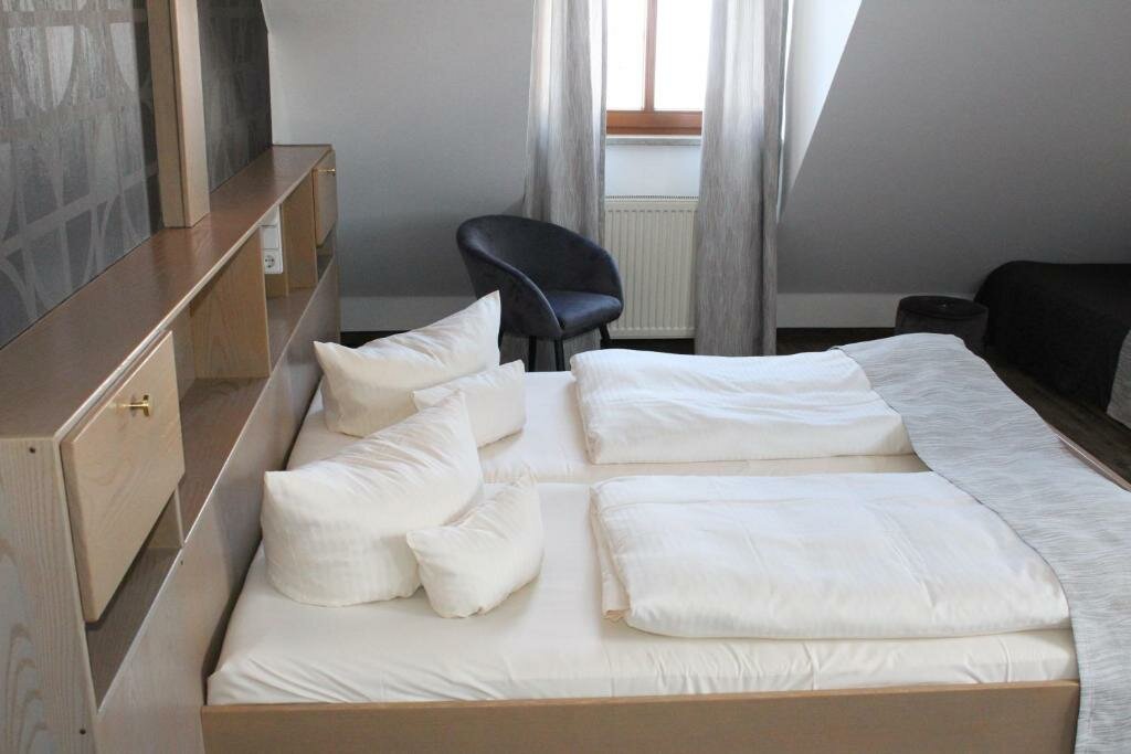 Standard Double room Land-gut-Hotel Forsthof