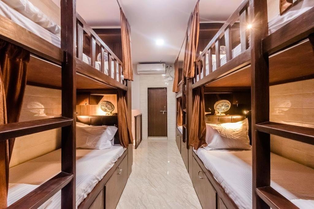 Одноместный номер Standard Awesome Dormitory - Men only