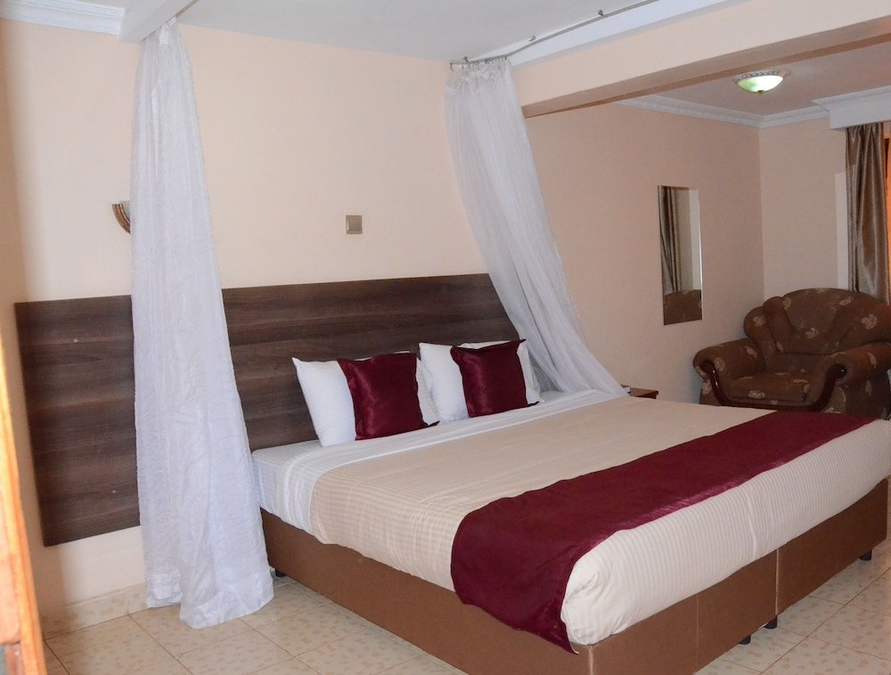 Standard Zimmer Phoenicia Hotel Nairobi
