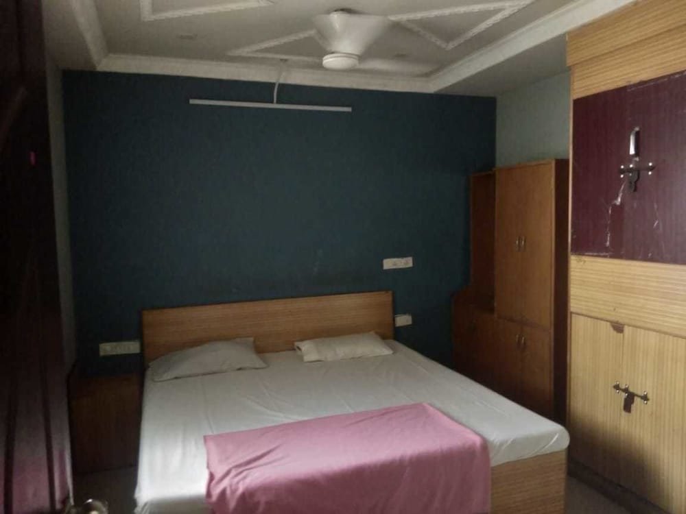 Deluxe chambre iROOMZ Pranathi Comforts