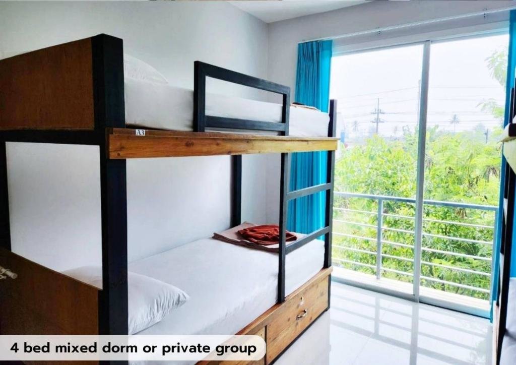 Bed in Dorm (female dorm) Theppahrak Hostel Khaolak