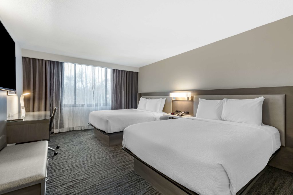 Двухместный номер Standard Best Western Premier Rockville Hotel & Suites