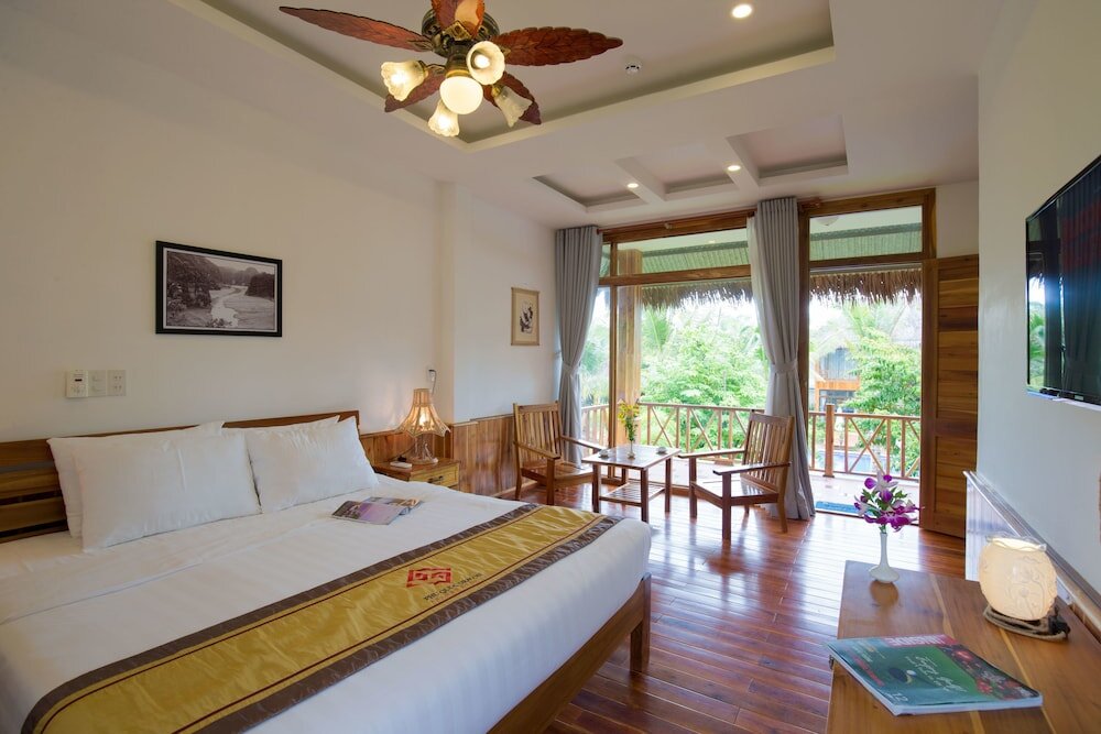 Deluxe chambre avec balcon et Vue jardin Phu Quoc Dragon Resort & Spa