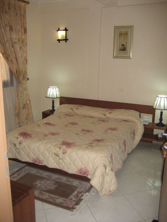Standard Zimmer mit Balkon Hotel Serena Palace