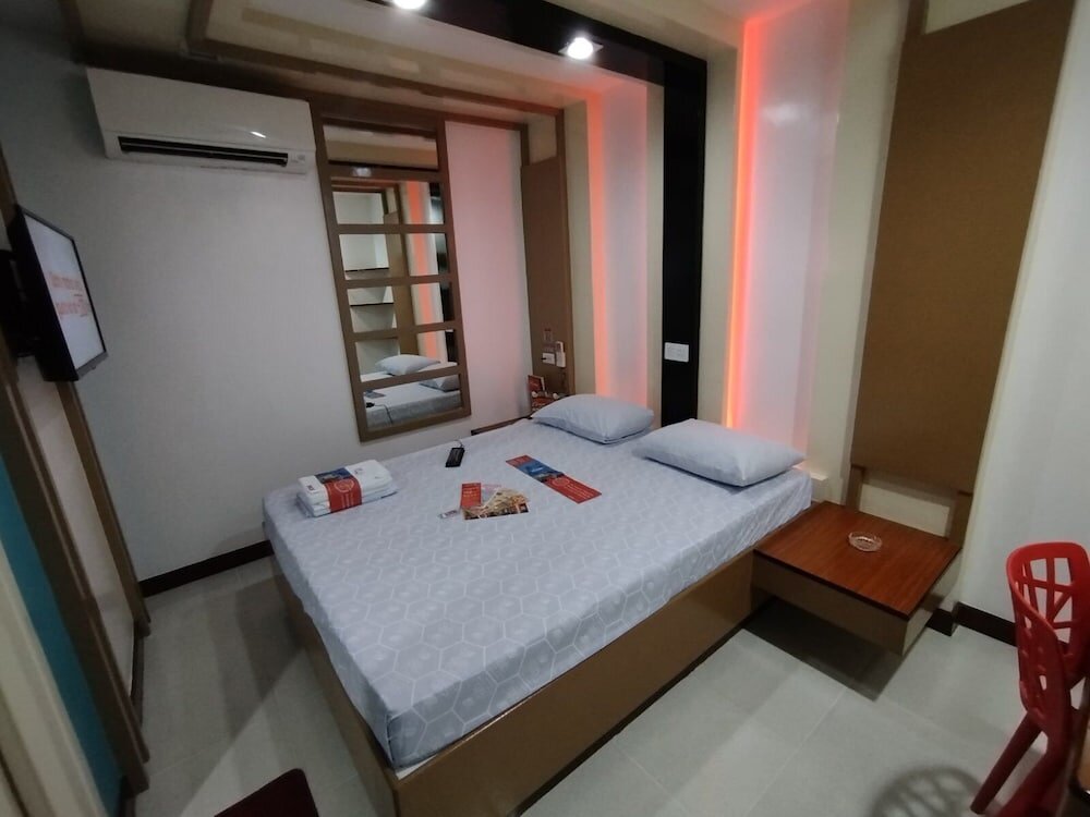 Deluxe Double room Hotel Sogo Timog Ave