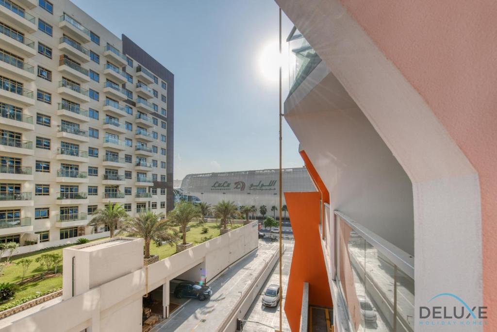 Апартаменты Glamorous Studio at Binghatti Stars Dubai Silicon Oasis by Deluxe Holiday Homes