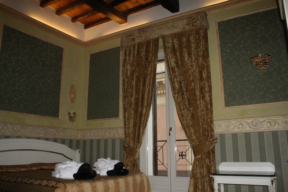 Standard Zimmer Suite Montecitorio