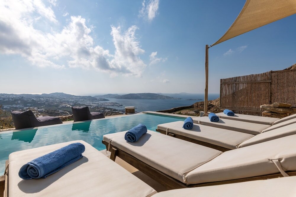 Вилла с 2 комнатами с балконом и с видом на море Mykonos Divino
