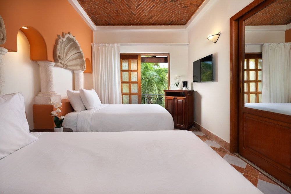 Двухместный номер Premium с балконом Eurostars Hacienda Vista Real Hotel