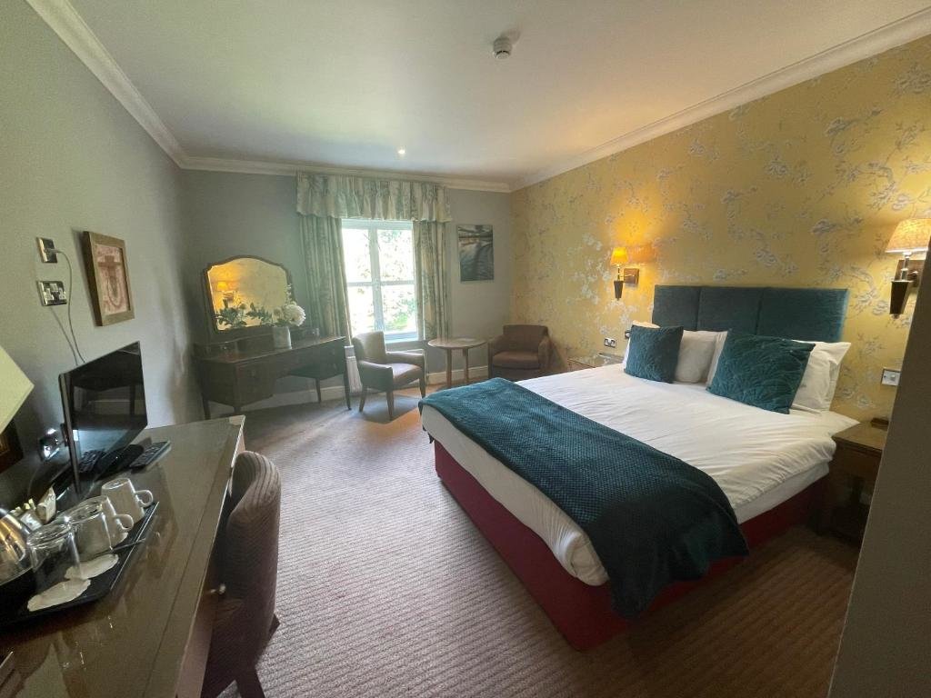 Classic Double room The Charlecote Pheasant