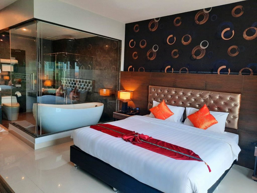 Suite TJ Jomtien Pattaya Hotel