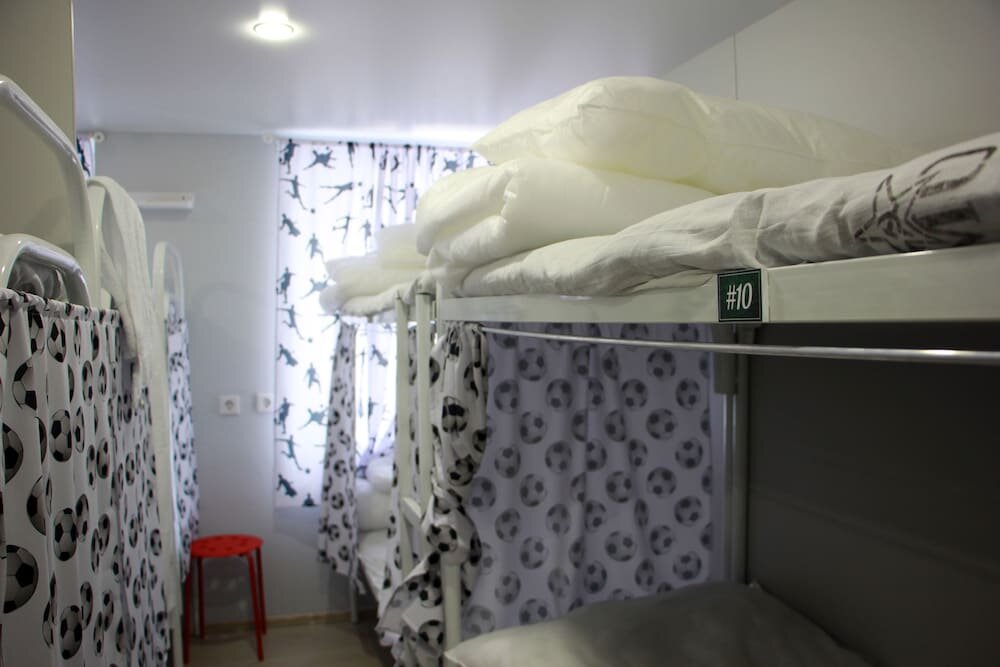 Кровать в общем номере (женский номер) Хостел Bed&Beer