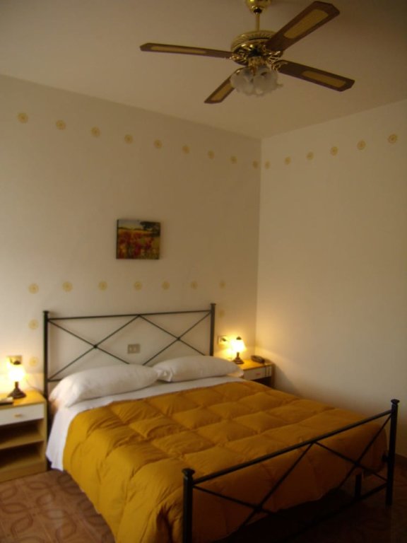 Standard Einzel Zimmer mit Balkon Hotel Sangallo B&B
