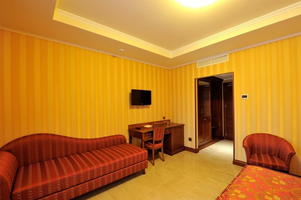 Superior Double room with balcony Hotel Lido - Beach and Palace