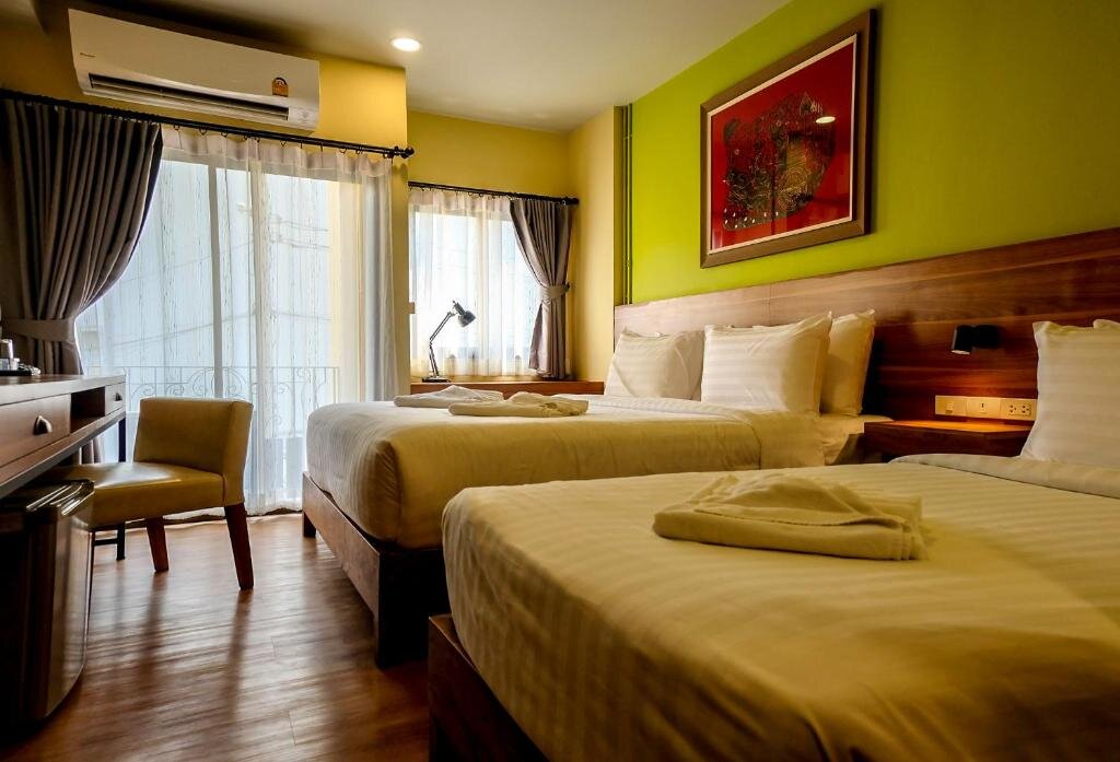 Deluxe Triple room Siri Oriental Bangkok Hotel - SHA Extra Plus