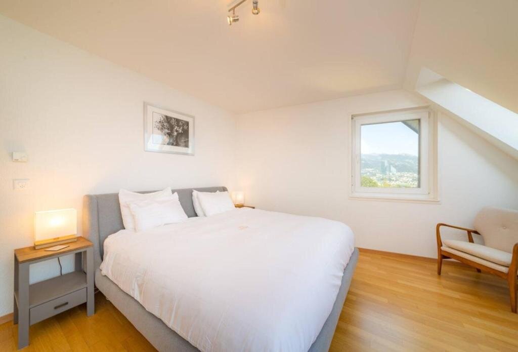 Apartamento Modern 4BD Duplex in Chardonne with Lake View by GuestLee
