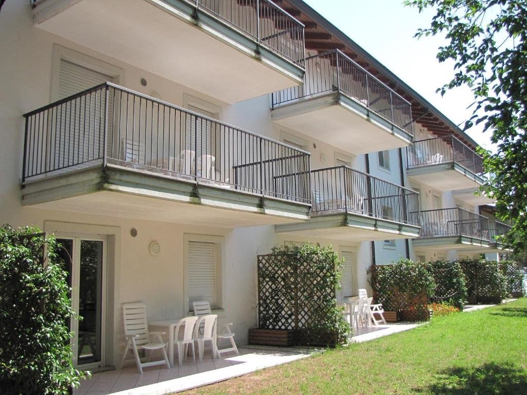 Appartamento 2 camere con balcone Belvedere Pineta Camping Village Grado