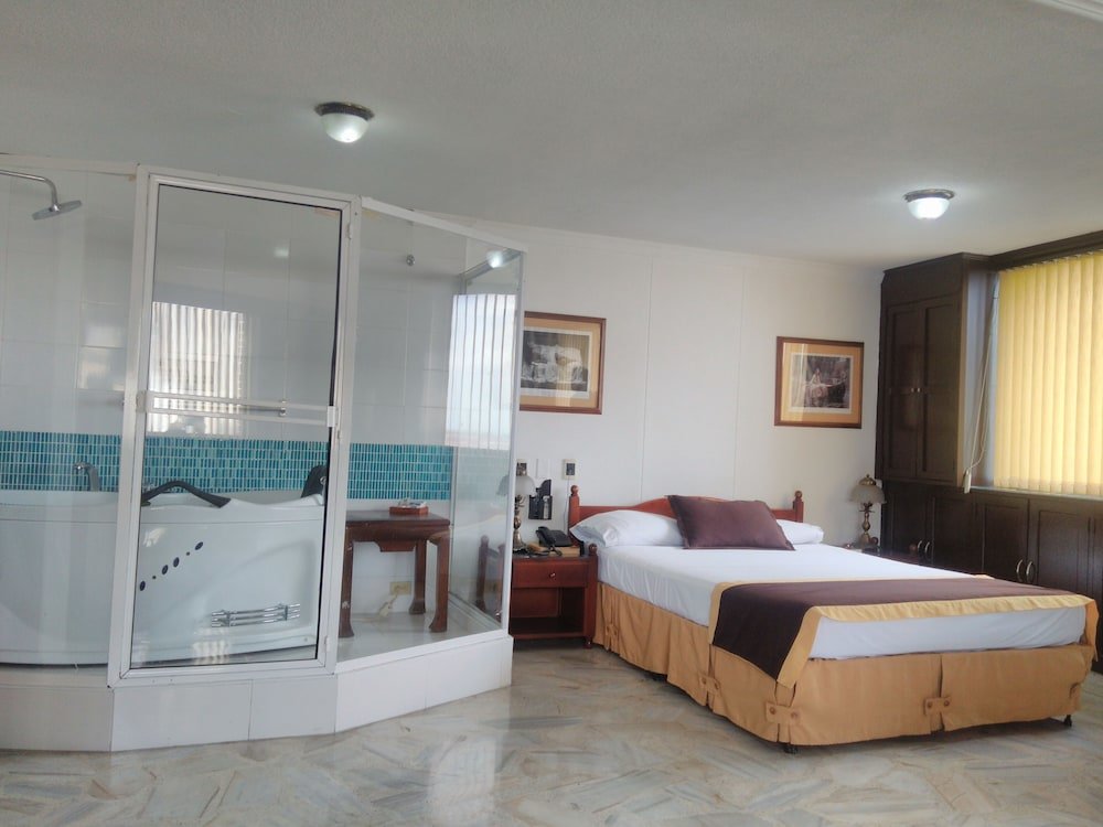 Junior-Suite Hotel Ribera Del Rio Av 2N