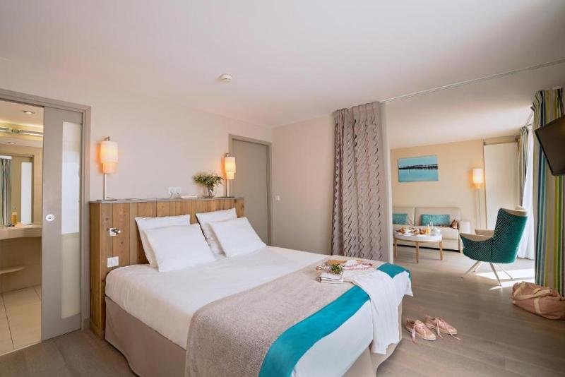 Standard Doppel Zimmer mit Gartenblick Hotel de la Baie - Thalassotherapie PREVITHAL