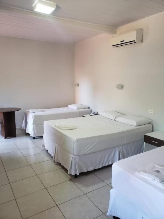 Четырёхместный номер Standard Pantanal Hotel
