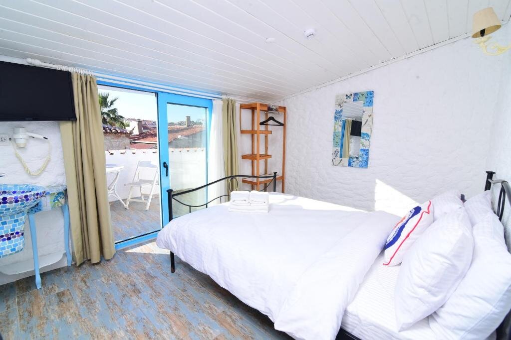 Standard double chambre avec balcon Sulty's Alaçatı