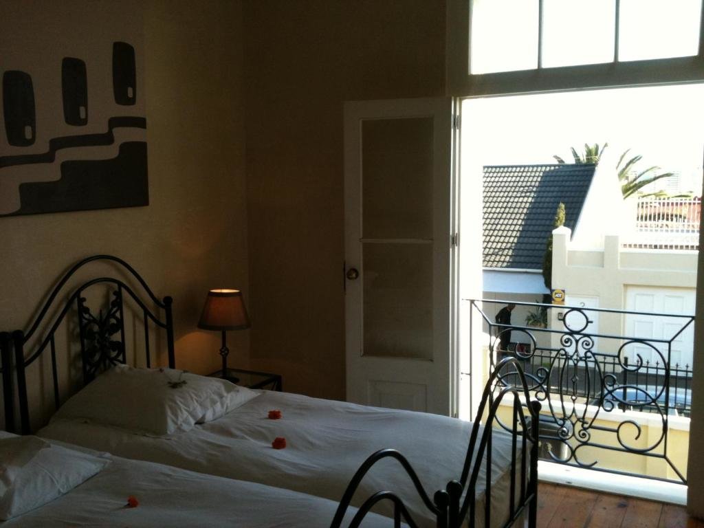 Standard Double room with sea view Cheviot Place Guest House