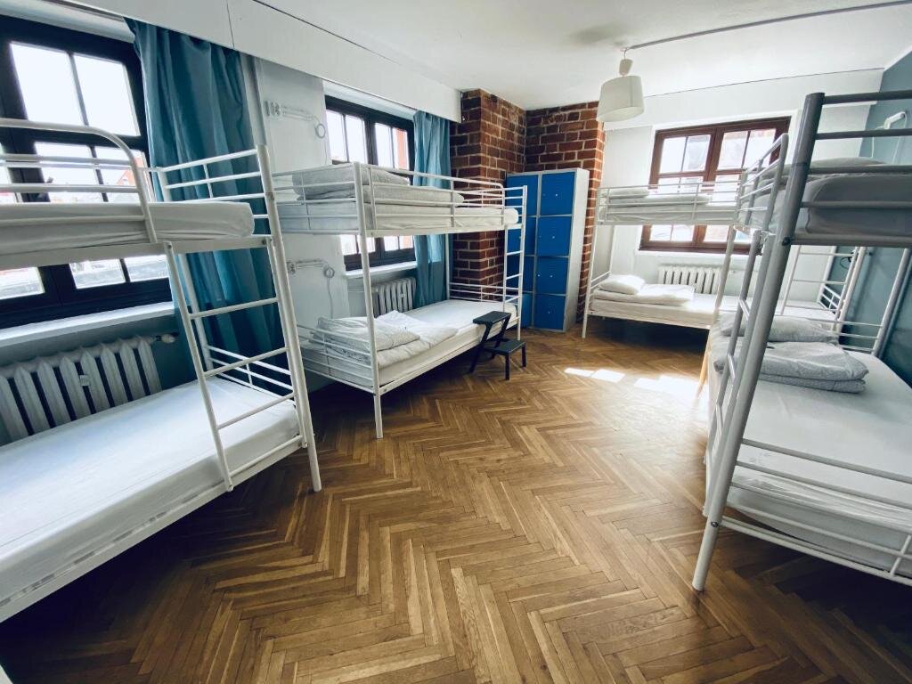 Кровать в общем номере Grand Hostel