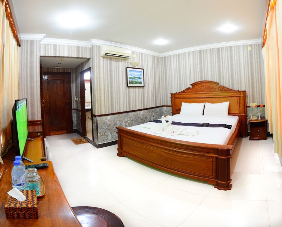 Номер Standard Holiday Hotel Battambang