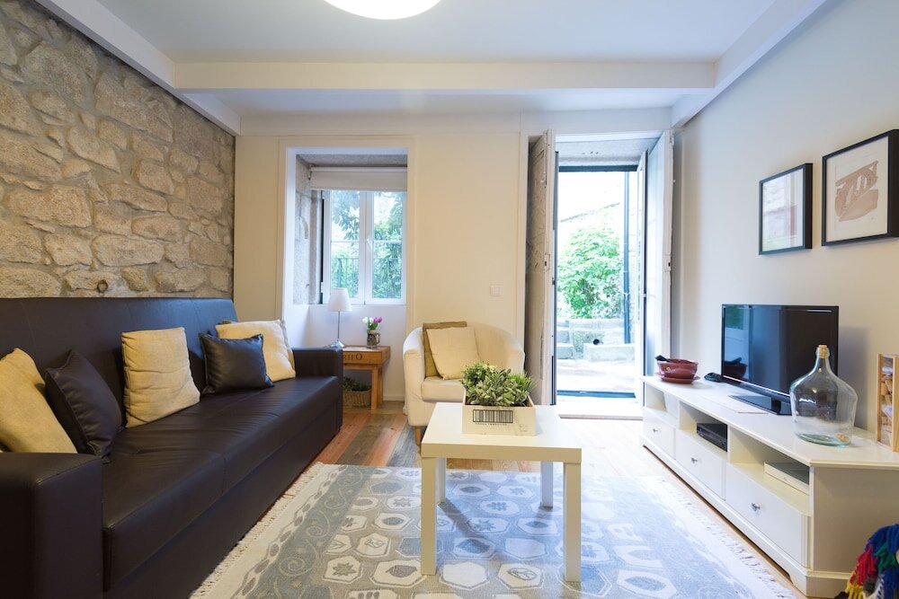 Superior Apartment Frs001 · Vinofino 2B Duplex Private Garden · Wifi · View