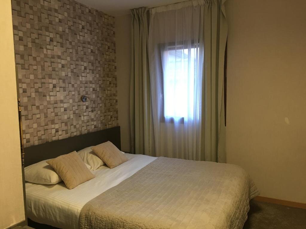 Standard Double room Rapp'Hôtel