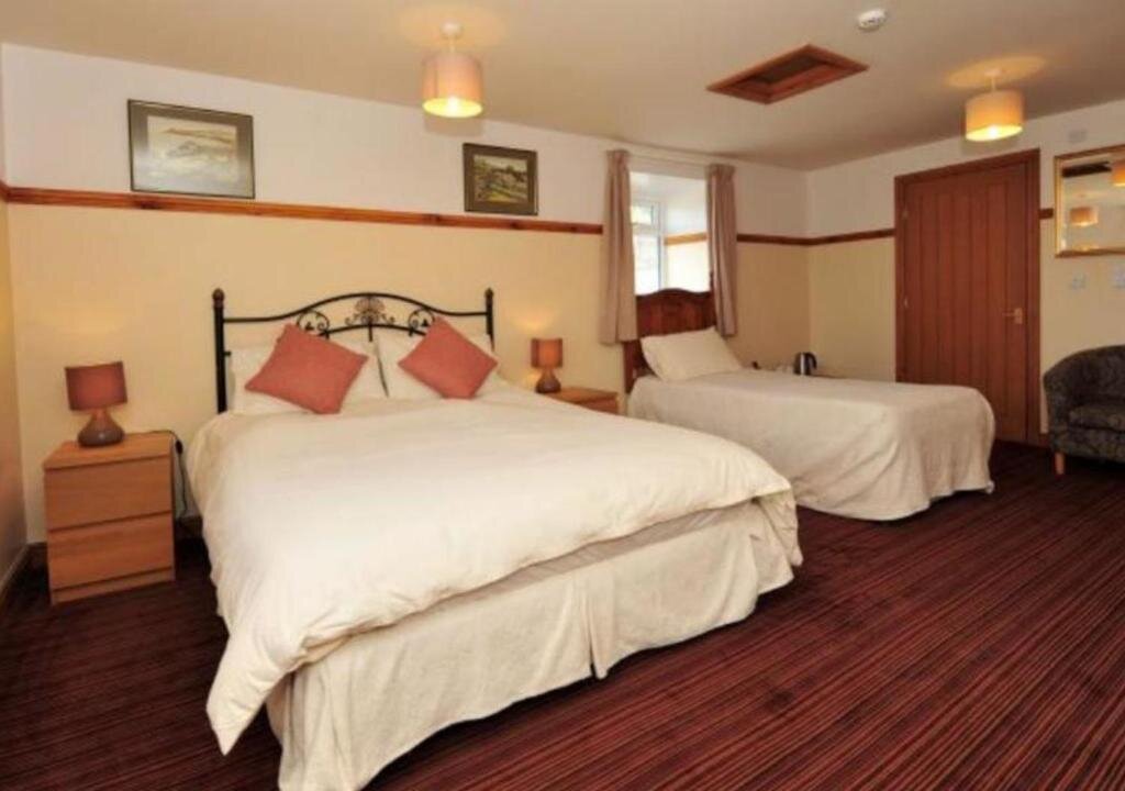 Standard Family room Chevin End Guest House