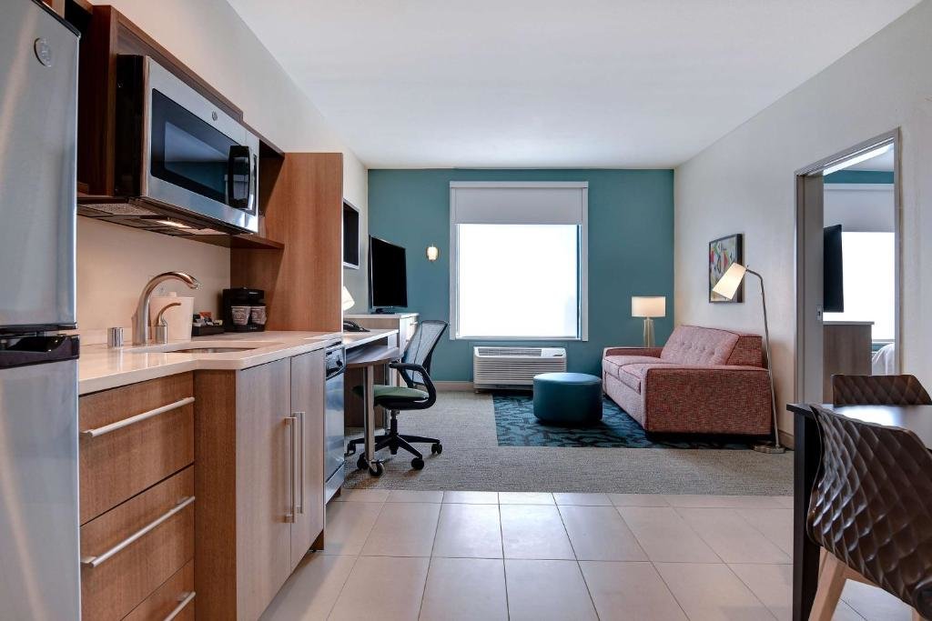 Двухместный люкс c 1 комнатой Home2 Suites by Hilton North Plano Hwy 75