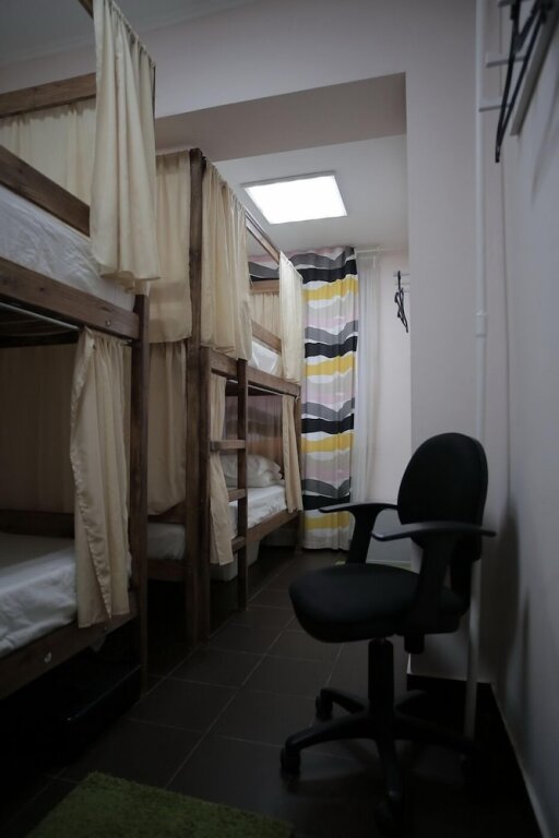 Кровать в общем номере (женский номер) Хостел «Прогресс»