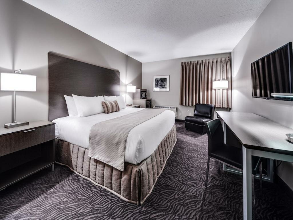 Premier room Heritage Inn Hotel & Convention Centre - High River