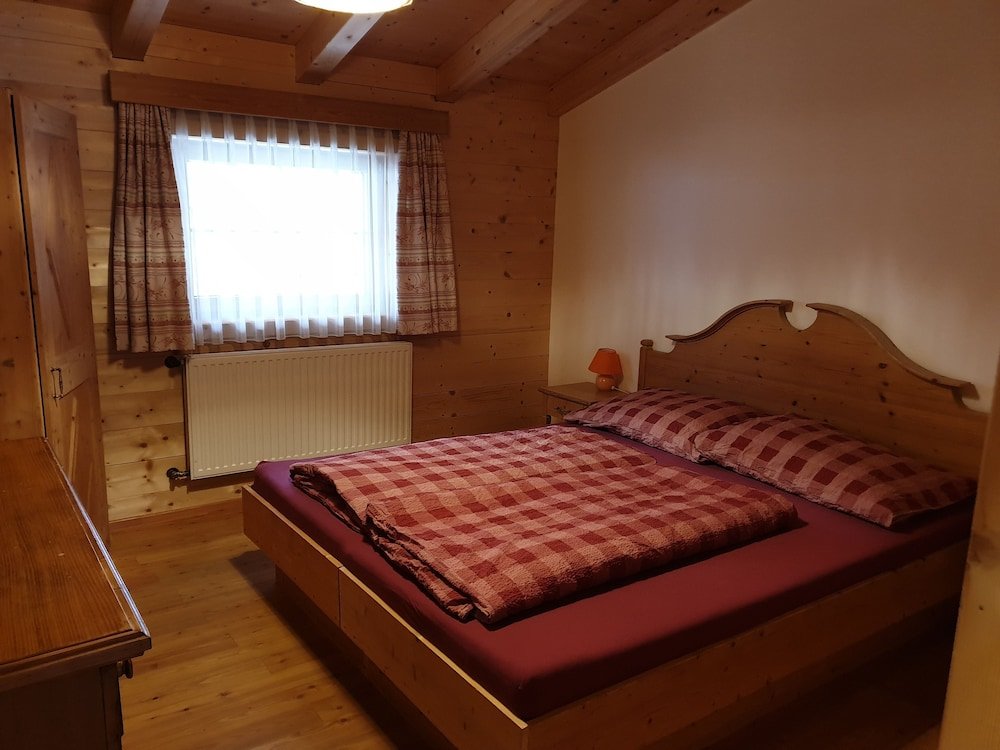 Apartment Tiroler Chalet Oetztal