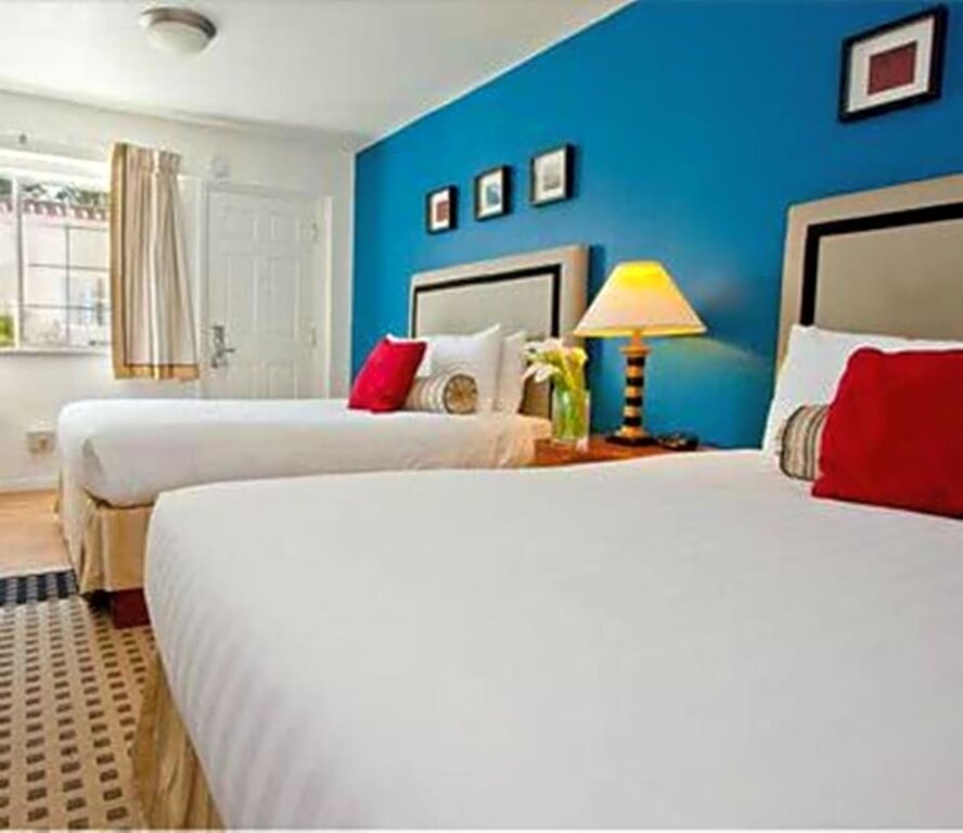 Standard room Alpine Inn & Suites