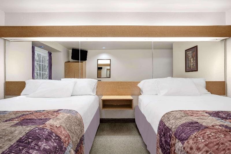 Номер Standard Microtel Inn & Suites by Wyndham Mankato