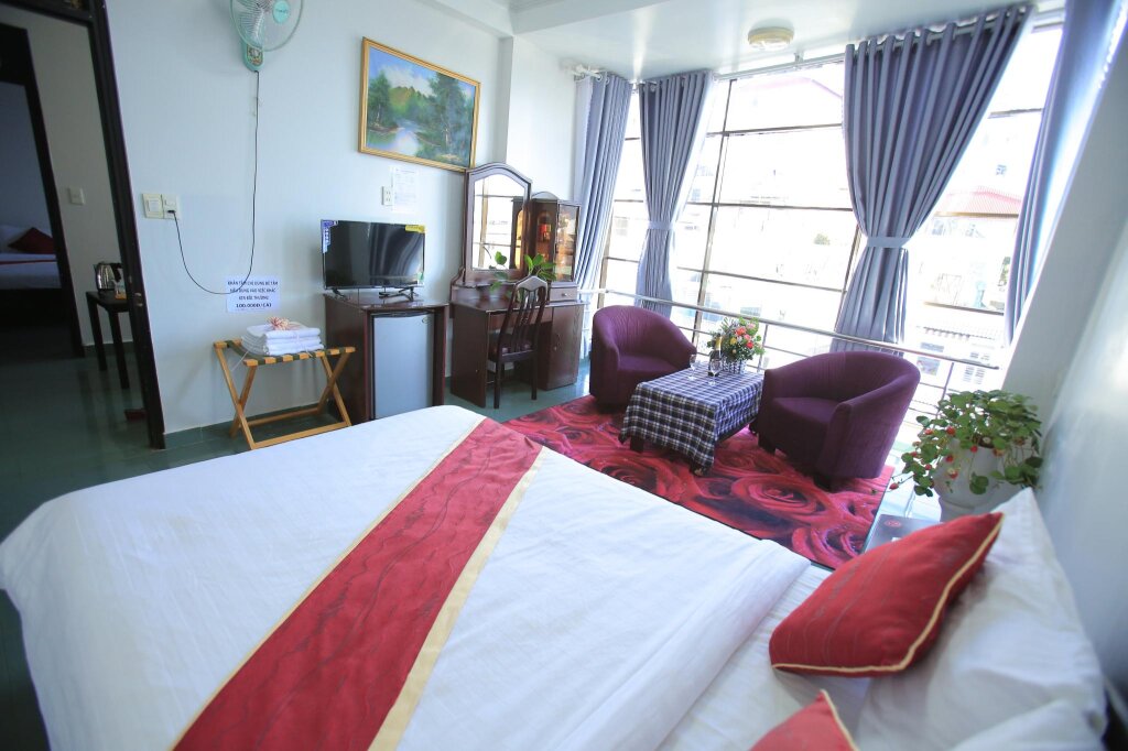 Deluxe double chambre Vue sur la ville RedDoorz near Da Lat Market