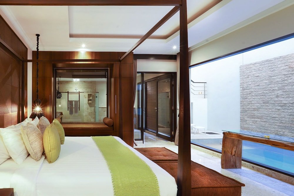 1 Bedroom Deluxe Villa with balcony Nunamkhalu Private Villa and Spa