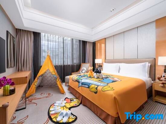Семейный люкс Holiday Inn Chengdu Oriental Plaza, an IHG Hotel