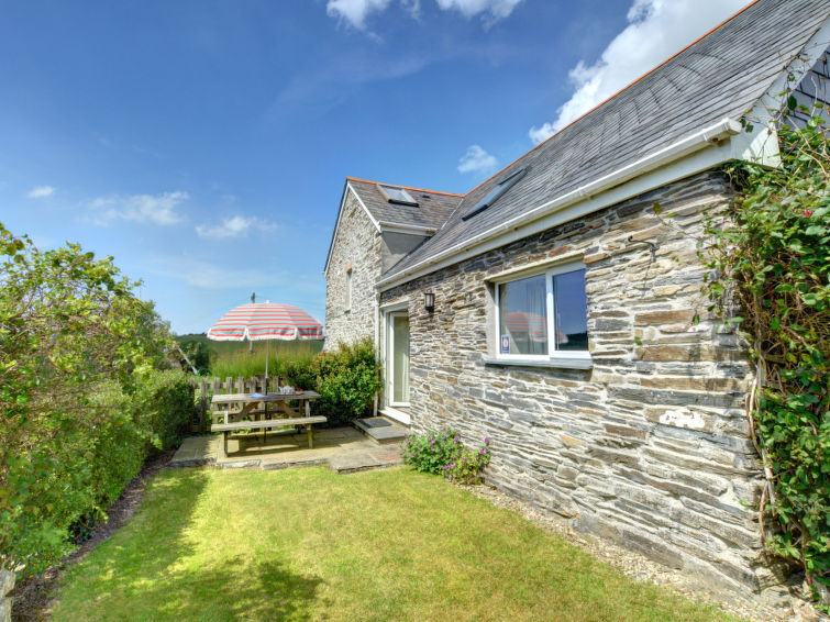 Holiday Home Halwyn 4* Wadebridge, Cornwall. Book hotel Holiday Home ...