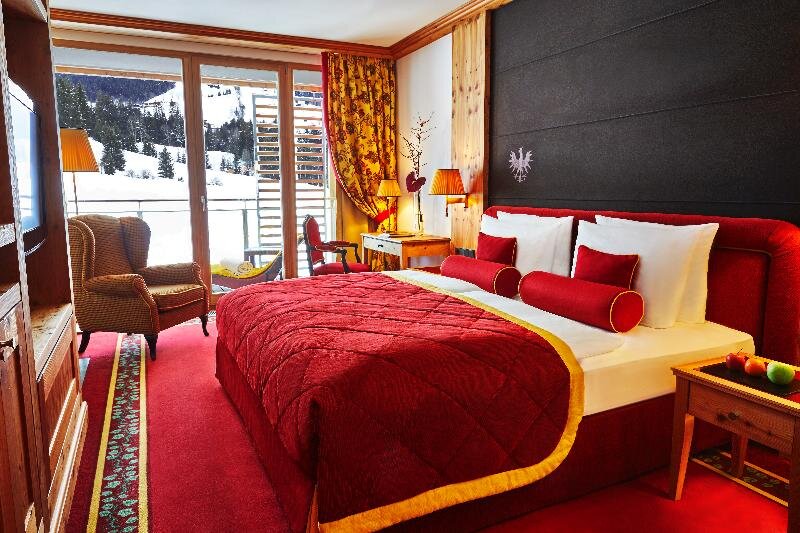 Habitación doble Superior con balcón Kempinski Hotel Das Tirol